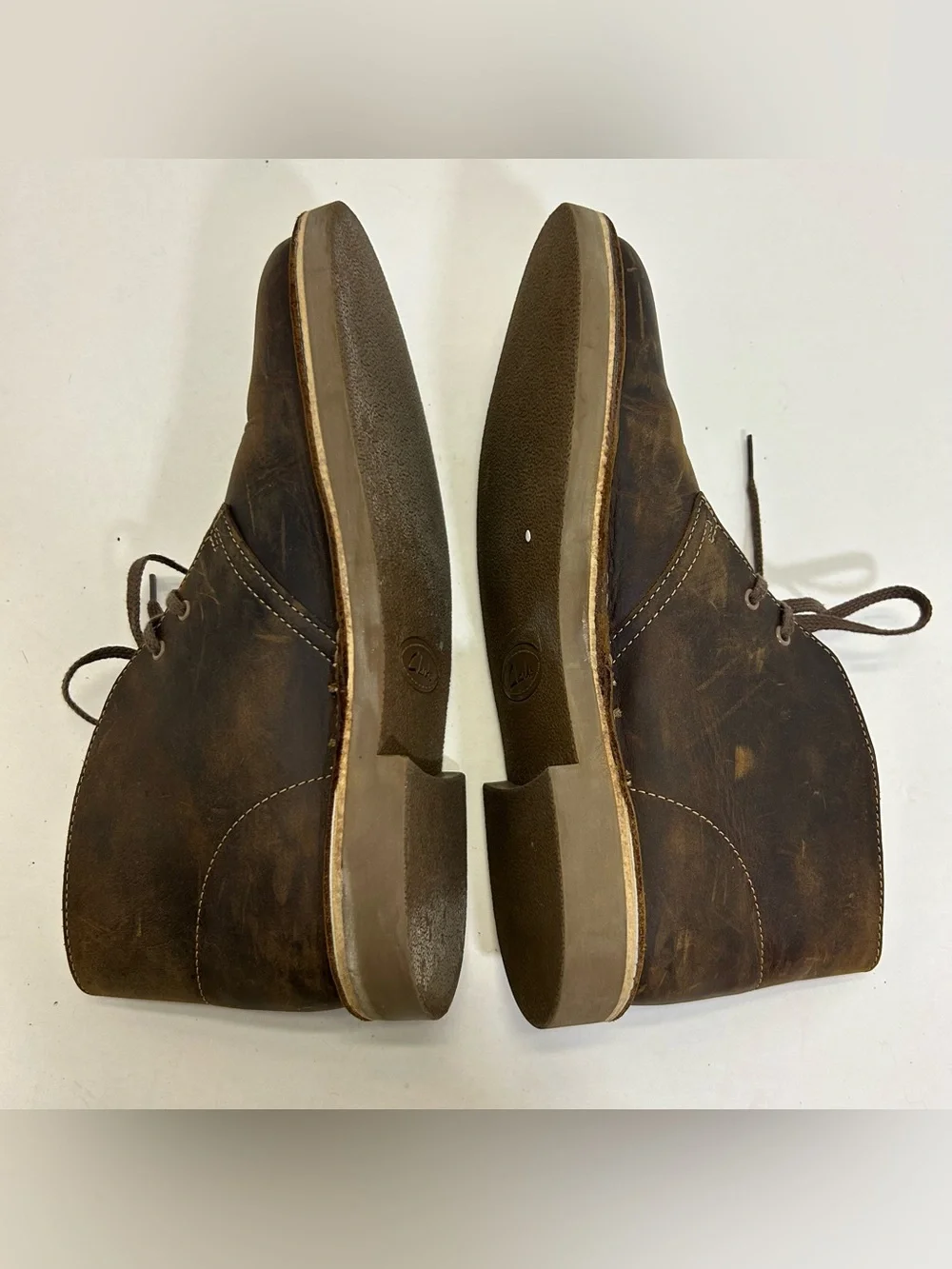 Clark’s Boots 15622 Brown Leather Chukka Boots men’s  size 8